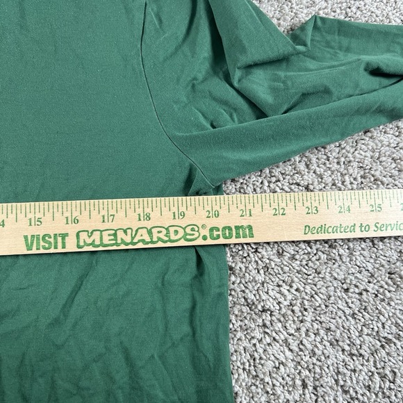 lululemon athletica Green Long Sleeve Tee - Picture 3 of 6